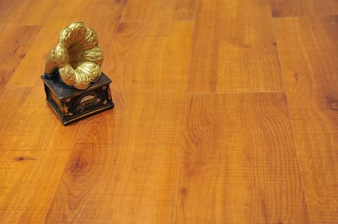 鵬鴻強化地板伊麗莎白系列-5802